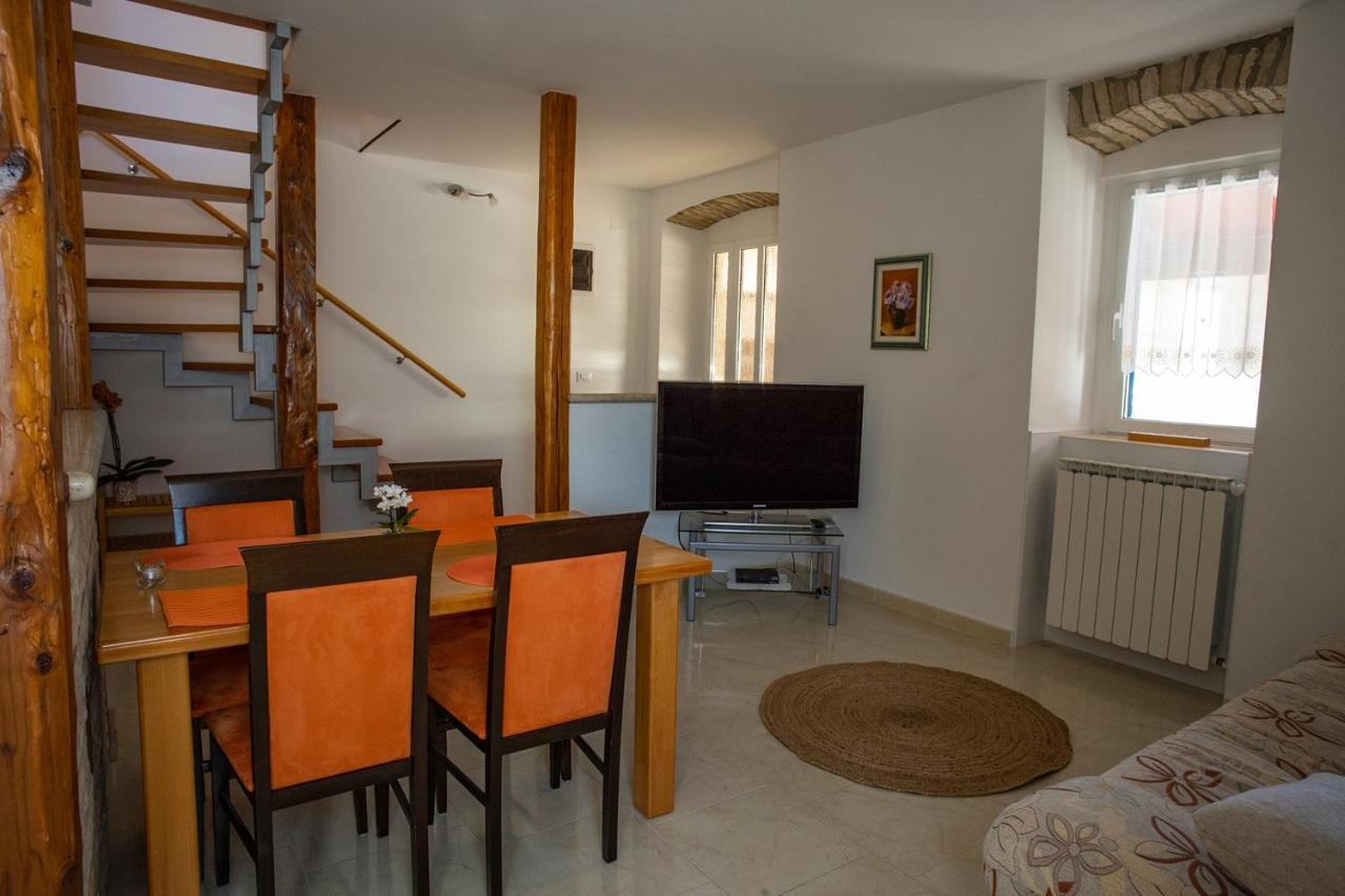 Olive Tree Apartments Umag Buitenkant foto
