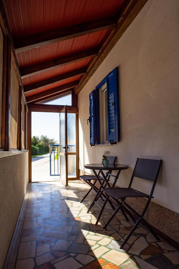 Olive Tree Apartments Umag Buitenkant foto